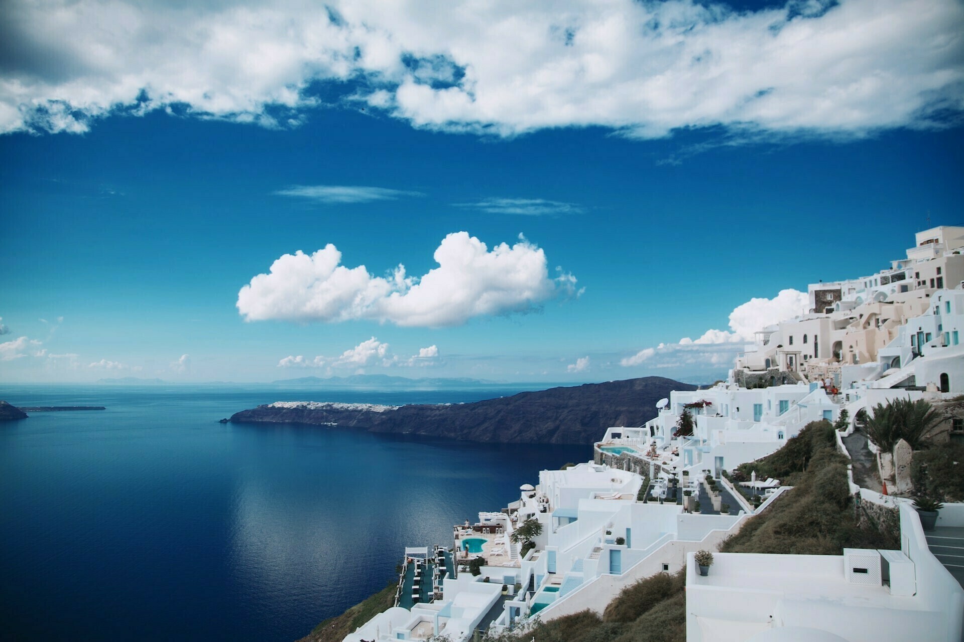 Santorini in October Caldera cliff cloud show