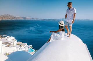 bigstock-Couple-Men-And-Woman-On-Vacati-382816151