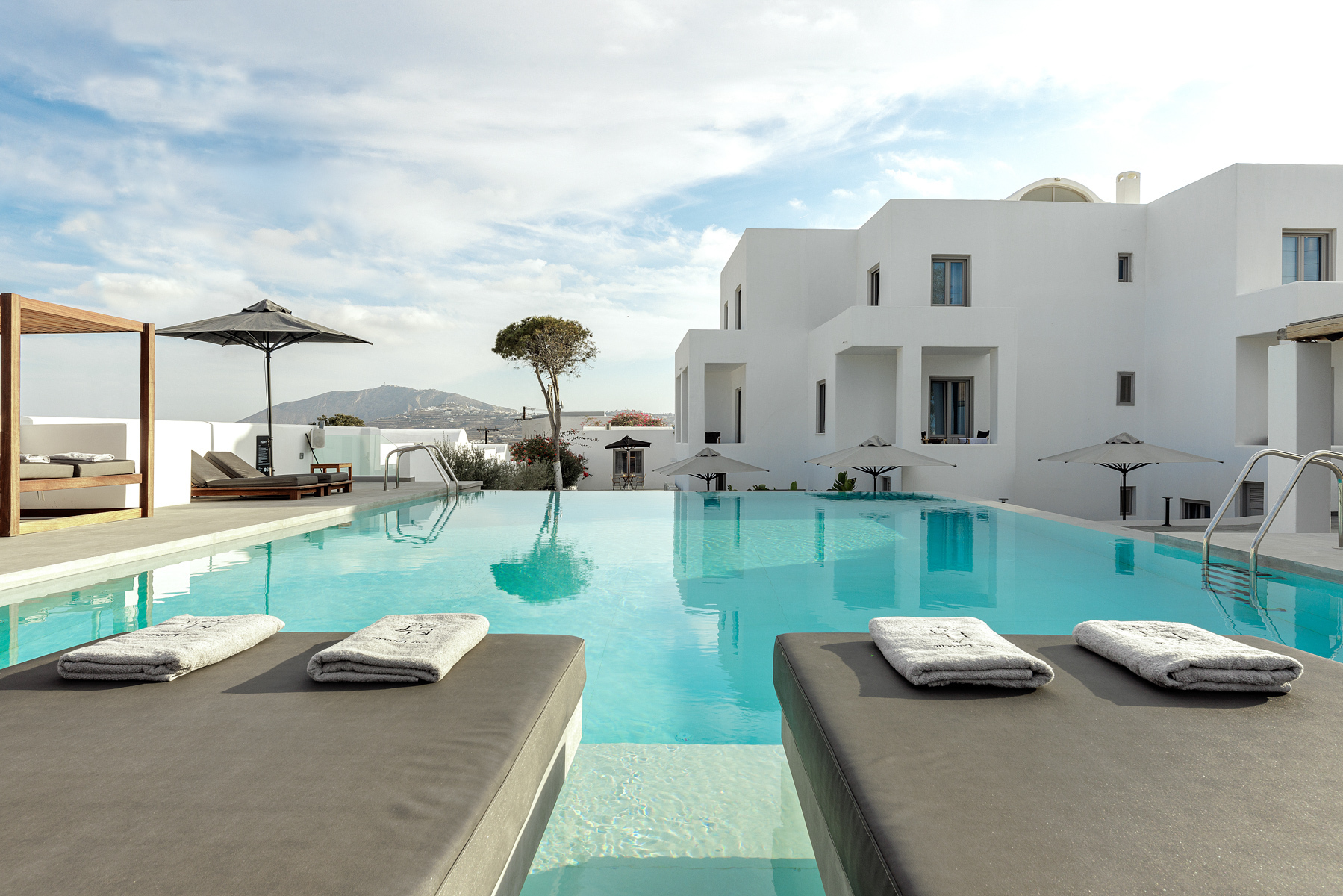 Kalisti Hotel & Suites — Fira 847 00